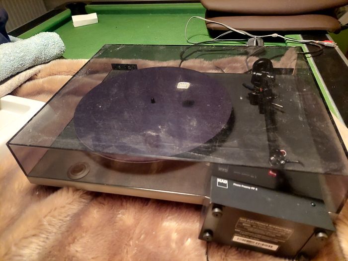 NAD turntable