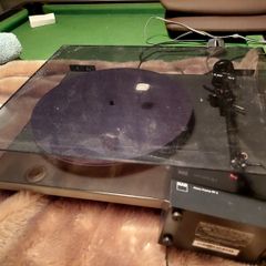 NAD turntable