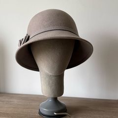 Cloche felt hat