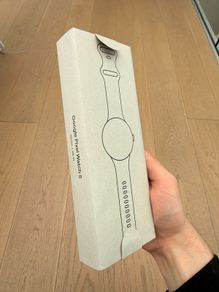 Google Pixel 5 Smartwatch - Like new, Worn once, In box