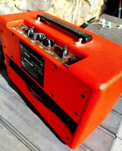 Vox Pathfinder 10 (Limited Edition Red) -