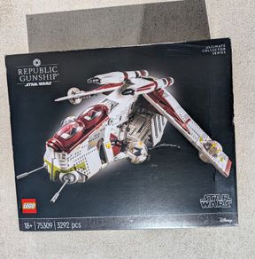 LEGO Star Wars UCS Republic Gunship 75309 - Factory Sealed - First Run Misprint - Retired