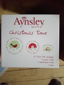 Aynsley Christmas Time Set