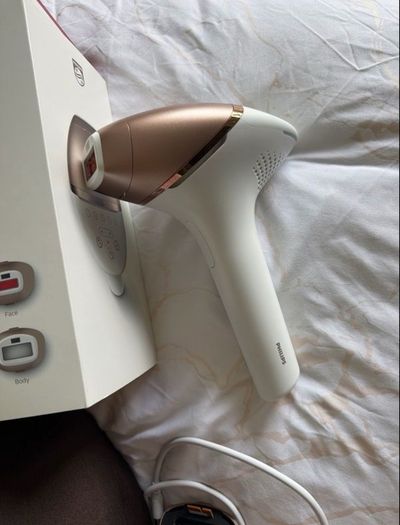 Philips Lumea Series 9900 IPL Hair Removal Device - Excellent Condition