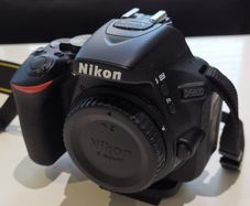 Nikon D5600 + 18-55mm VR + 70-300mm AF-P | Mint | Only 4,277 Shutter Count