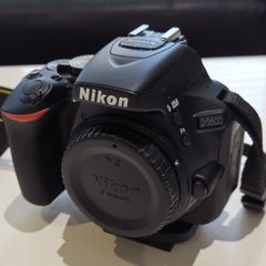 Nikon D5600 + 18-55mm VR + 70-300mm AF-P | Mint | Only 4,277 Shutter Count