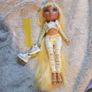 sunny maddison series 1 rainbow high doll Image 2
