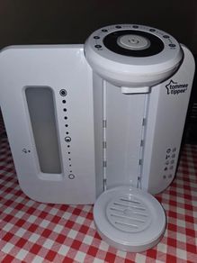 Baby bottle prep machine