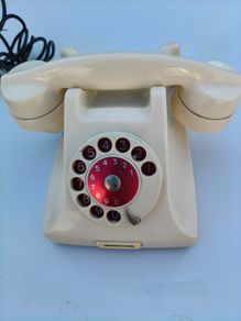 Vintage Bakelite Phone