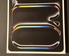 Ipad Pro 13-inch M5 256gb (wifi ) SILVER/BLACK Irish Stock Brand New Sealed 1 Year Apple Warranty Receipt