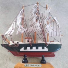 Le France Model Small Wooden Ship Replica Collectors Item.