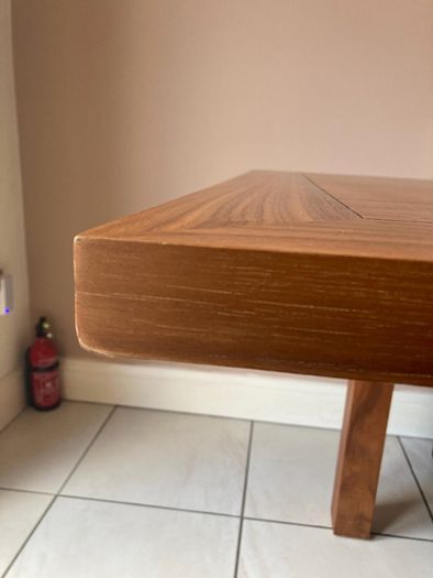 Dining table set