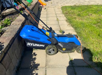 Hyundai lawnmower