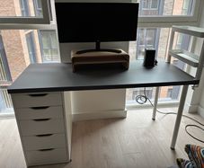 IKEA desk with drawers 140x60cm