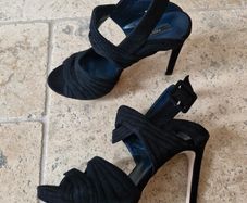 Platform sandal (Zara)