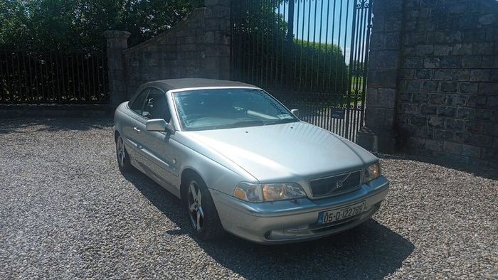 Volvo C70 2005