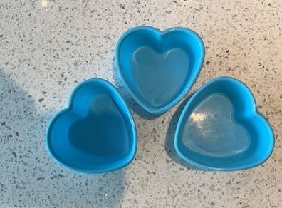 Silicone cake / ice cube mould x3