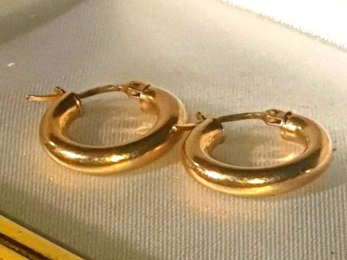 Vintage Hallmarked 9k Gold Chunky Hoop Earrings