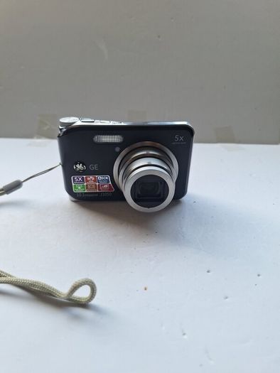 General Electric (GE) J1050 digital camera
