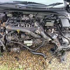 Hyundai i40 breaking