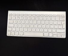 Apple Wireless Keyboard