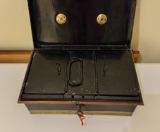 Antique Cash Box. Internal Tray. Two keys.