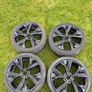 Black diamond cut alloys Image 2