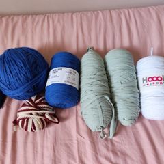 Ribbon yarn