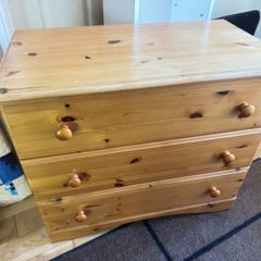 chest of drawer