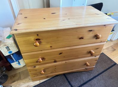 chest of drawer