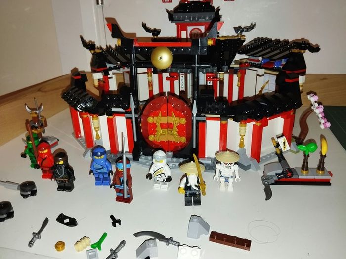 LEGO NINJAGO Monastery Training Center 70670 + manual
