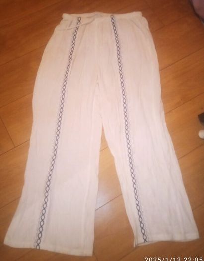 Pretty little thing wide legged trousers