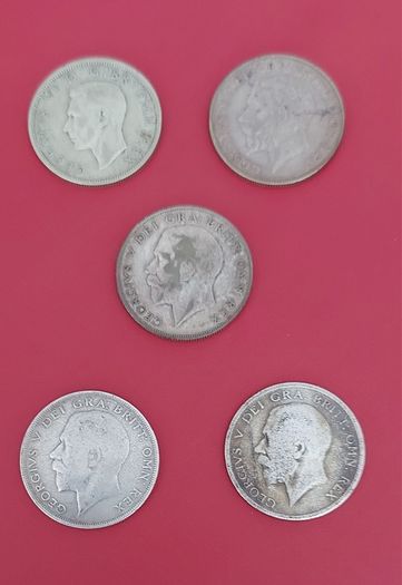 England 5 X 1920 on  50% Silver Half Crown Coins