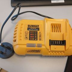 Dewalt fast charger
