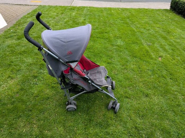 Umbrella stroller McLaren