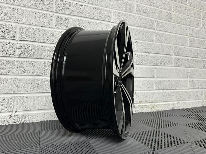 20" Inch Audi Sportsback style wheels A4 A5 A6 A7 A8 Q3 Q5 Skoda Vw Tiguan Golf T-Roc 5x112