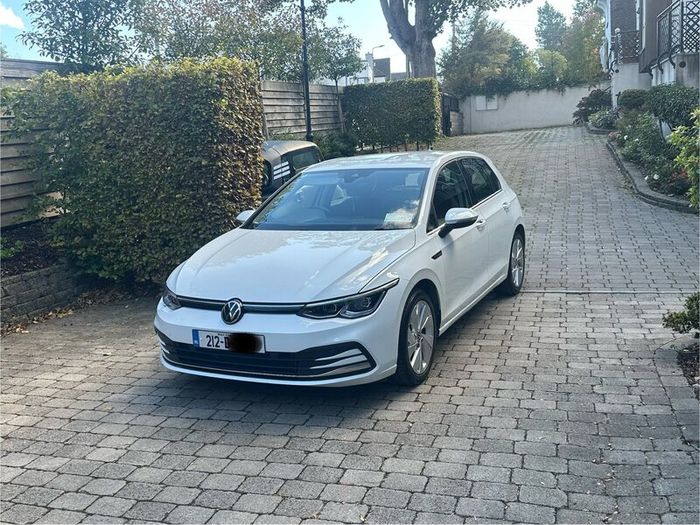Volkswagen Golf (2021) 1.5 eTSI Style - Automatic