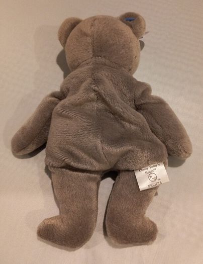 Vintage Classy Tassy's bears  "Felicia"