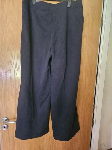 Navy joggers, size 20