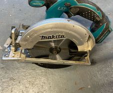 Makita DSS611 Circular Saw