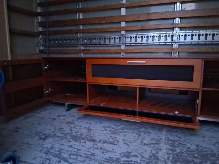 sideboard