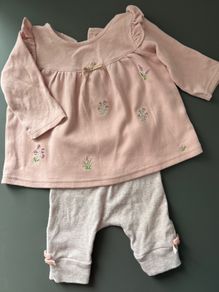 Cute Mamas and papas baby girl clothes 0-6 months