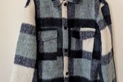 H&amp;M Green Tartan Shacket Men's Size Large.