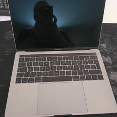 MacBook Pro 13
