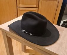 Serratelli cowboy hat