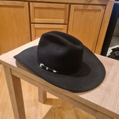 Serratelli cowboy hat