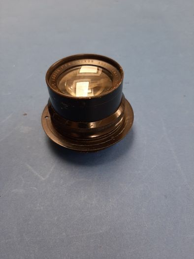 The City Sale & Exchange - 7" F4.5 Texor Anastigmat Lens
