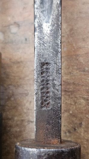 4 gouges incl. James Swan