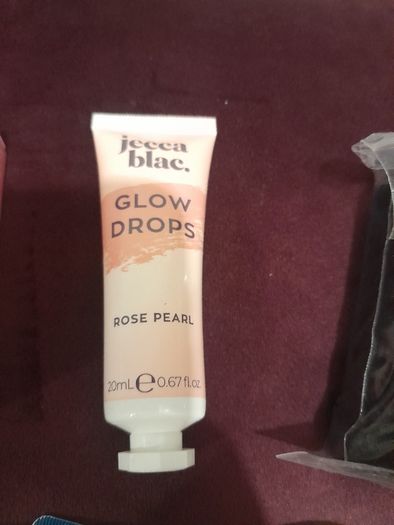 make up and hair product bundle