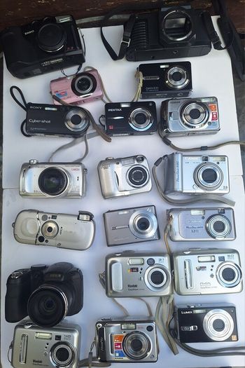 Joblot of digital cameras